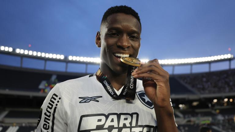 Fiorentina: forte interesse per Henrique